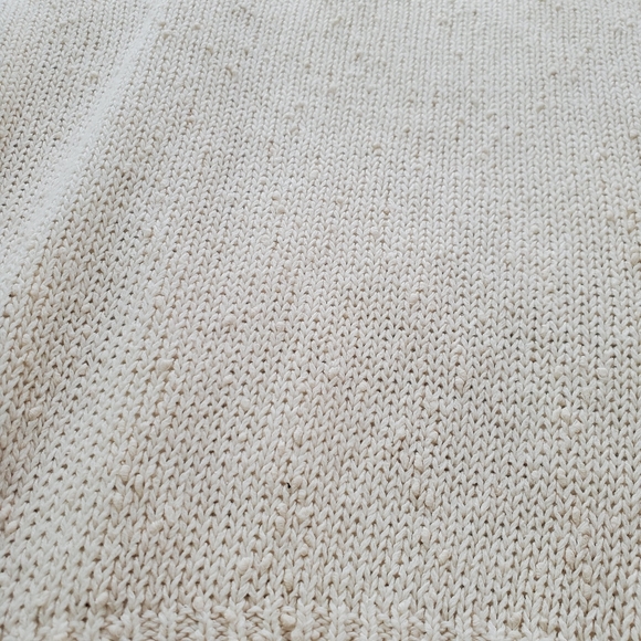 BOGO RETRO sweater slightly puffed sleeves - Picture 10 of 10